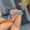 Elegante Conjunto de Joyería para Mujer con Pulsera de Serpiente de Granate Rojo y Anillo de Diamante Elegante Diseño de Serpiente Primaveral