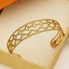 High-end Bracelet, Personalized Trendy Four-leaf Clover C-shaped Bracelet for Women