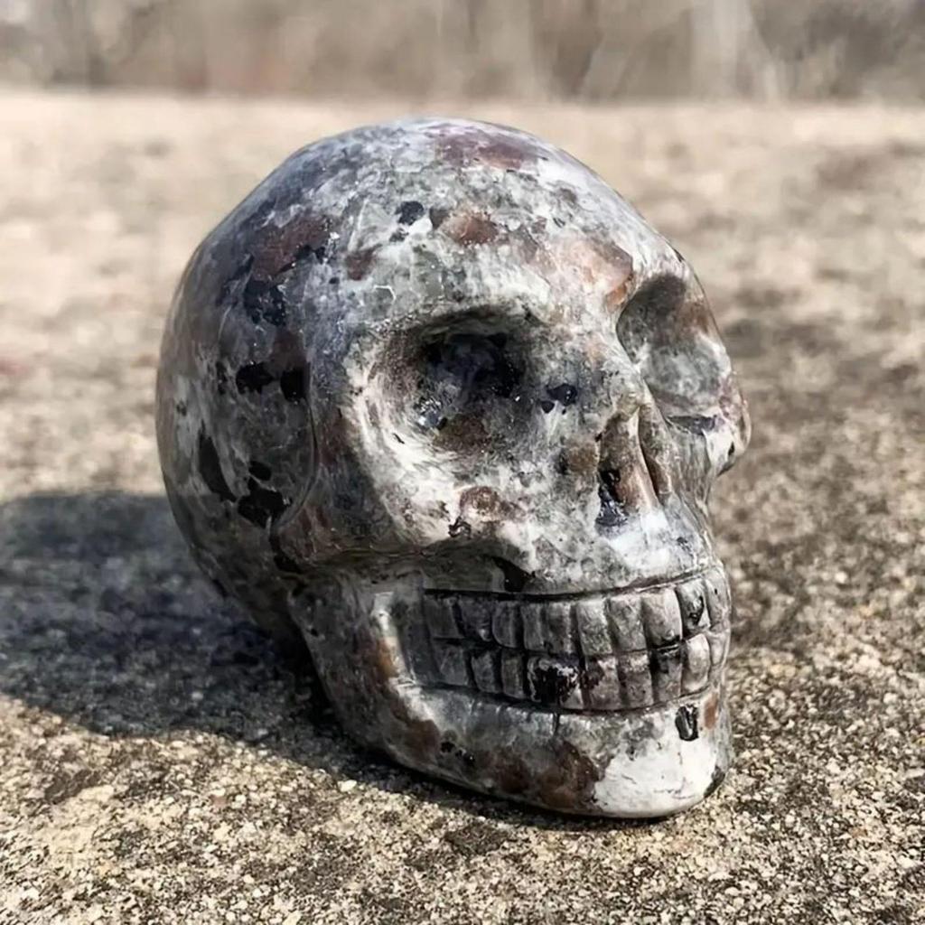 Crystal Carved Skull Flame Stone Statue - Halloween Horror Ornament Collection