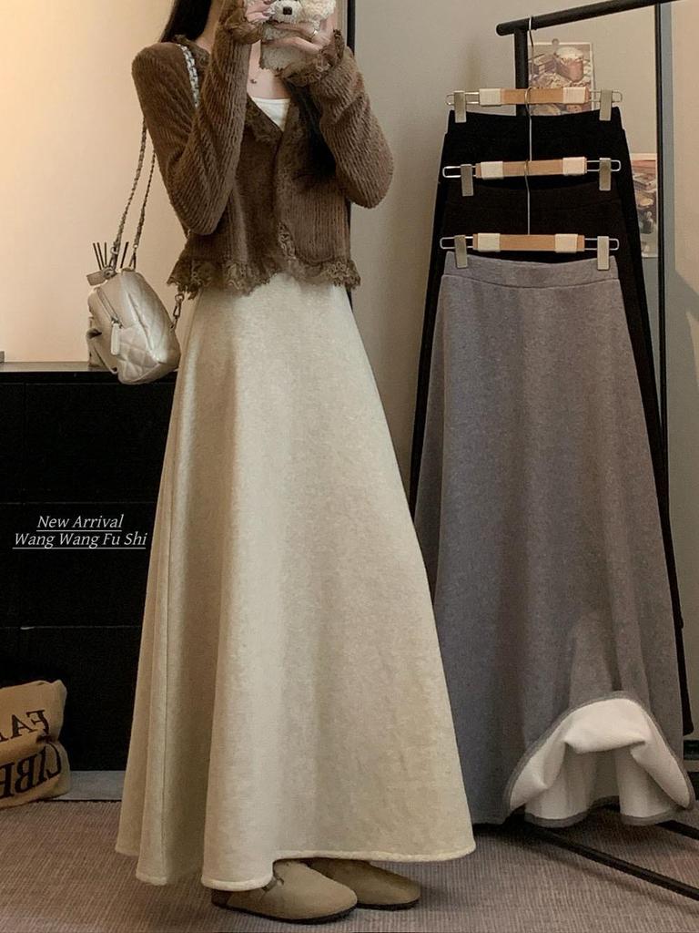 Korean Style High-Waisted Plus-Velvet Midi Skirt for Women - 2025 Autumn/Winter Elastic Waist Slimming Straight Skirt