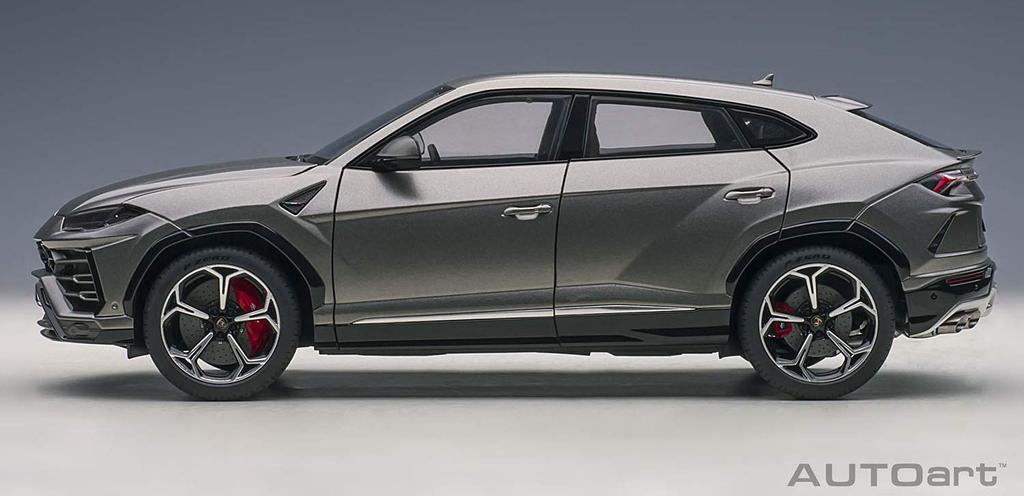 AUTOart AUTOart Lamborghini Urus Metallic Gray Finished Product 79164 1/18
