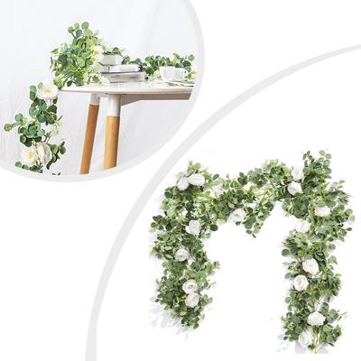 Decoração de casa – Flores e coroas artificiais
