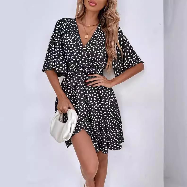 European & American 2025 Women's New Hot V-neck Slimming Short Sleeve Versatile Dress