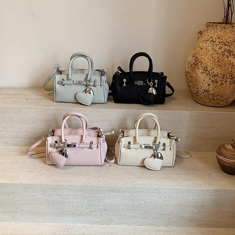 Pendant Symbol Heart Gold Handheld Purse Sewed Detailing Shoulder Strap Office