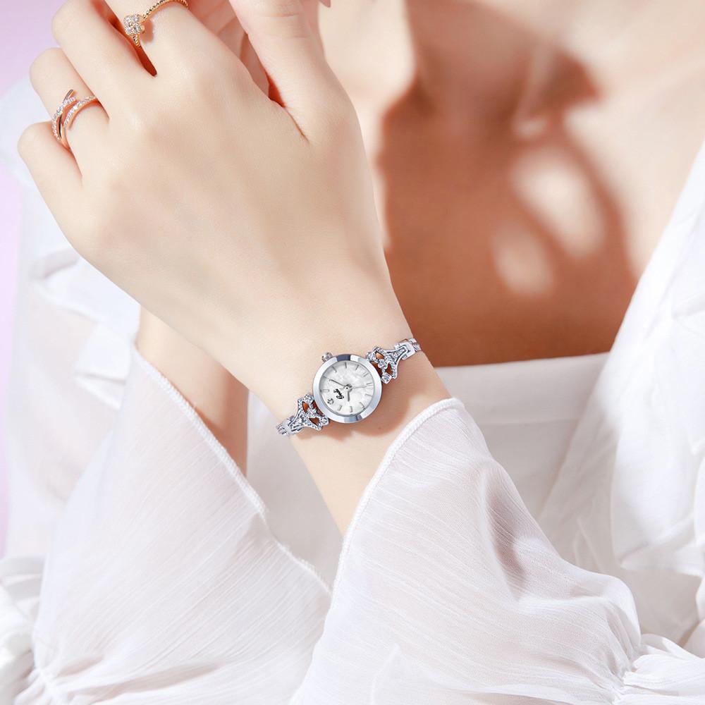 Elegant Womens Quartz Watch With Waterproof Mineral Glass And Pearl Dial For Casual Style