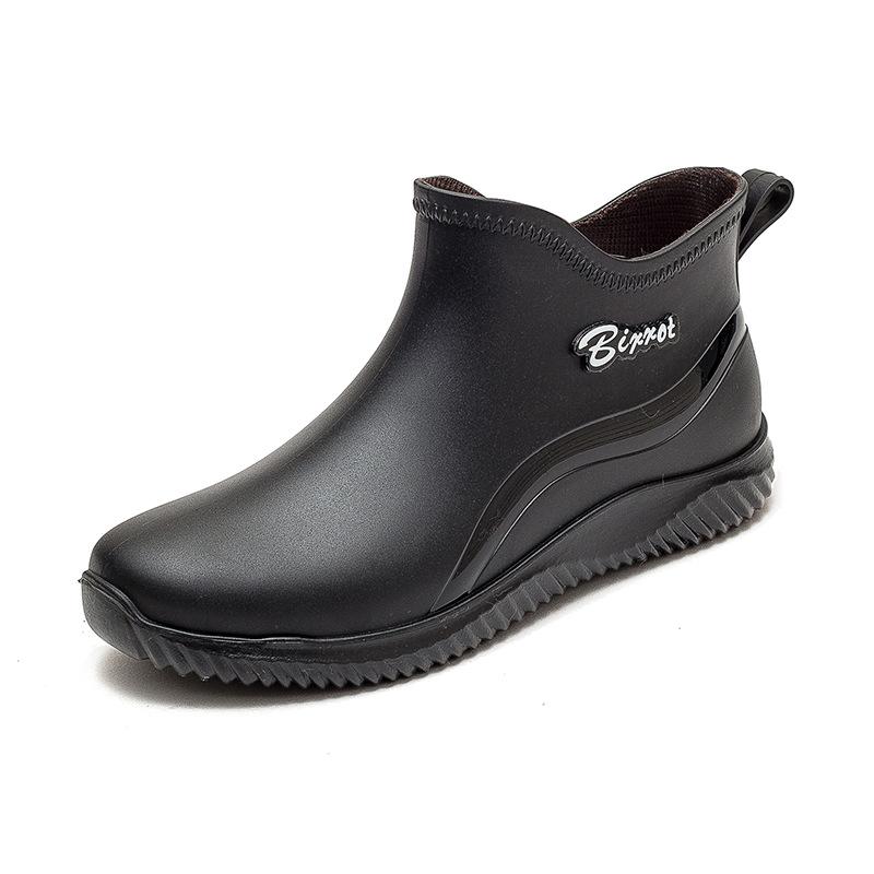 Men's and women's water shoes short tube thickened non-slip rubber shoes fashion shoes Martin snow kitchen waterproof boots couple rain shoes