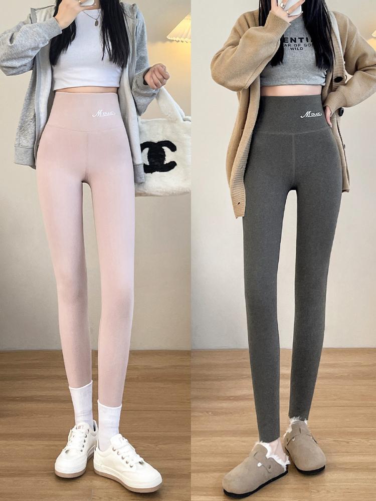 Autumn and Winter Leggings with Thickened Fleece for Women's Outerwear Cotton Pants, German Velvet Self Heating High Waist Tight Lamb Wool Warm Pants