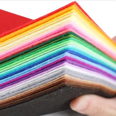 10/40 ks netkané vyšívané plsti 10 cm patchworkové látky pro děti scrapbooking panenky šití řemesla DIY prošívaný list