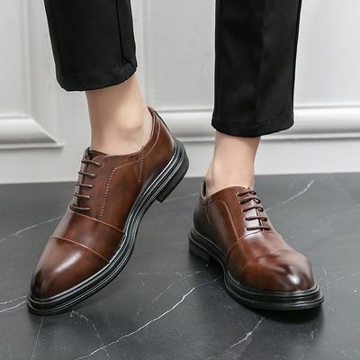 Chaussures Oxford décontractées en cuir pour hommes à la mode, chaussures de coiffeur de marque de luxe à bout pointu, chaussures classiques pour hommes, chaussures de mariage tout-match pour hommes