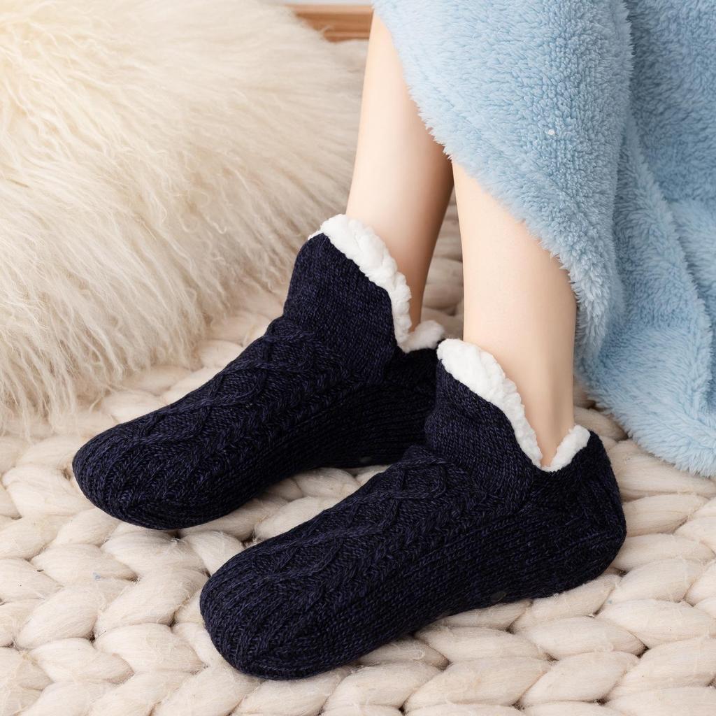 Men's & Women's Fleece-Lined Winter Floor Socks: Thick, Warm, Indoor Slipper-Style with Dots.