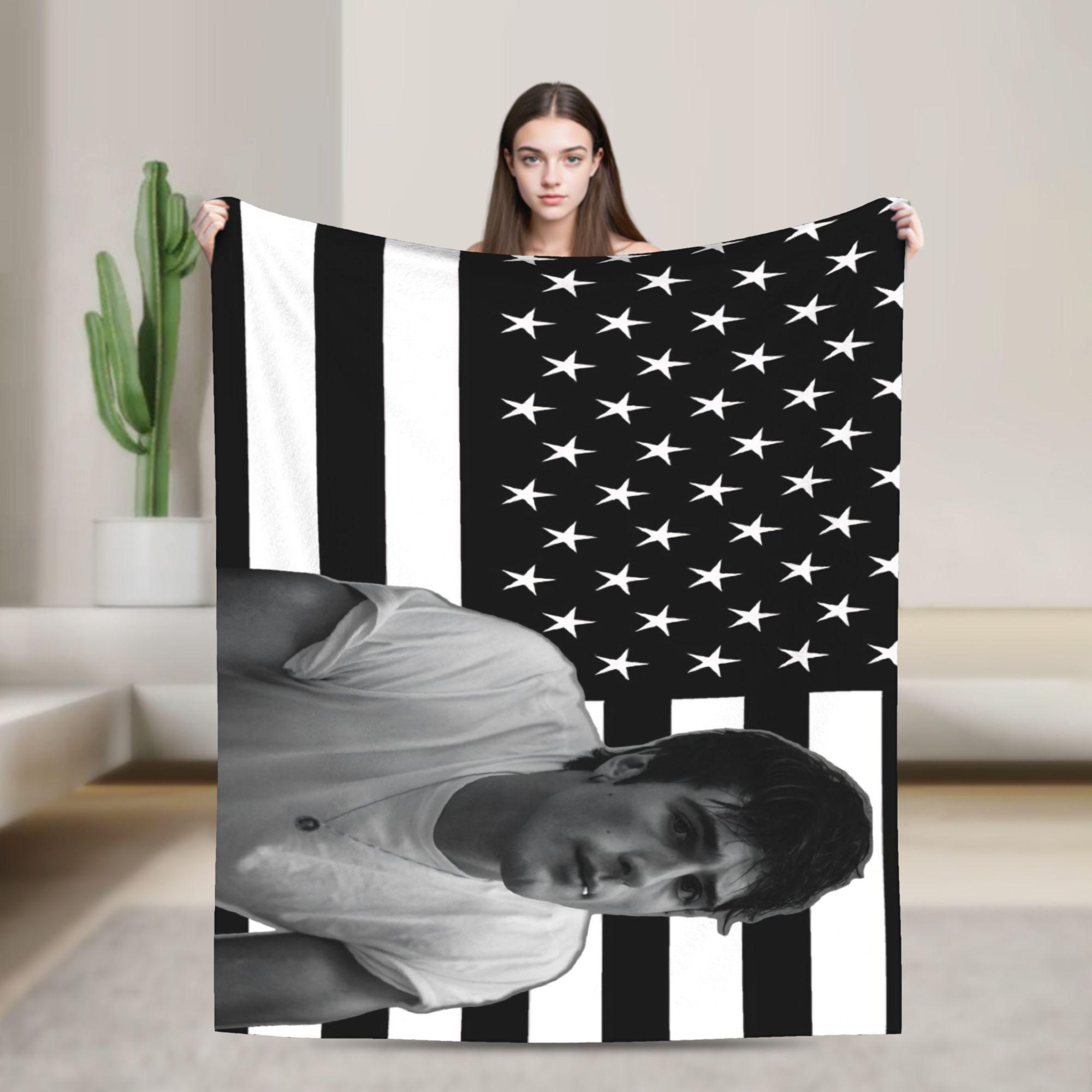 Jacob Elordi Muscle Handsome Blanket Picnic Flannel Throw Blanket For Outdoor Warm Design Quality Bedspread Gift 130x150cm