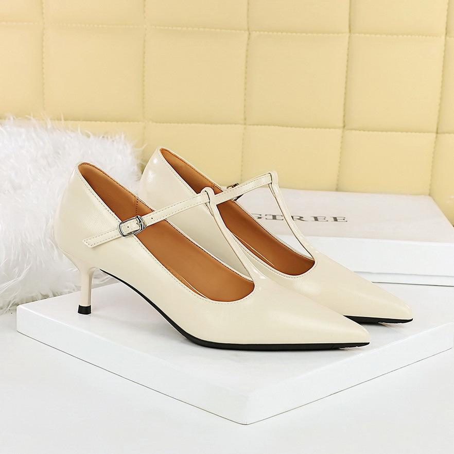 

Retro T-button pointed high heels women s solid color light mouth stiletto single shoes banquet temperament women s shoes 40