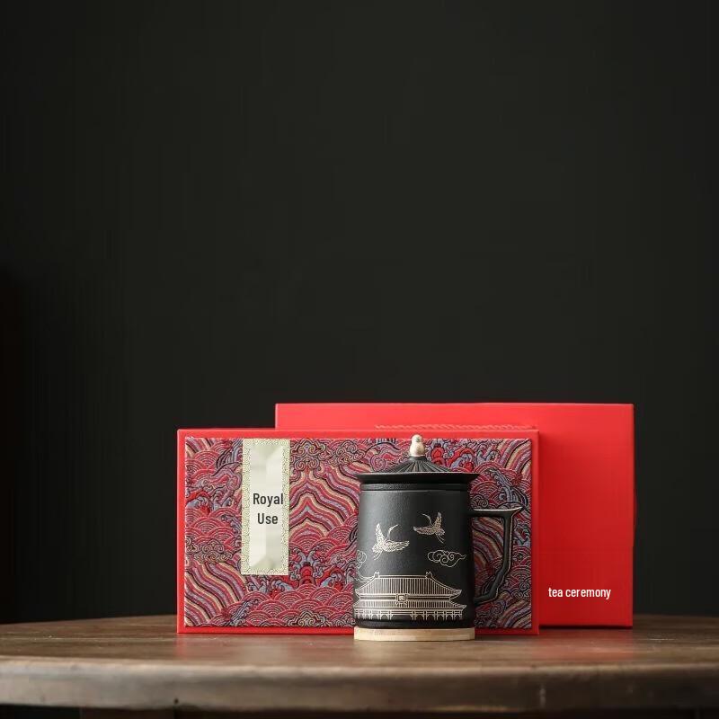 Dehua Ceramic Royal Crane Office Mug with Lid