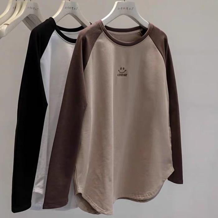 Plus Size 240 Jin Smiley Face Embroidered Raglan Long Sleeve Brushed Thermal Fleece Women's Fall/Winter Base Layer Top