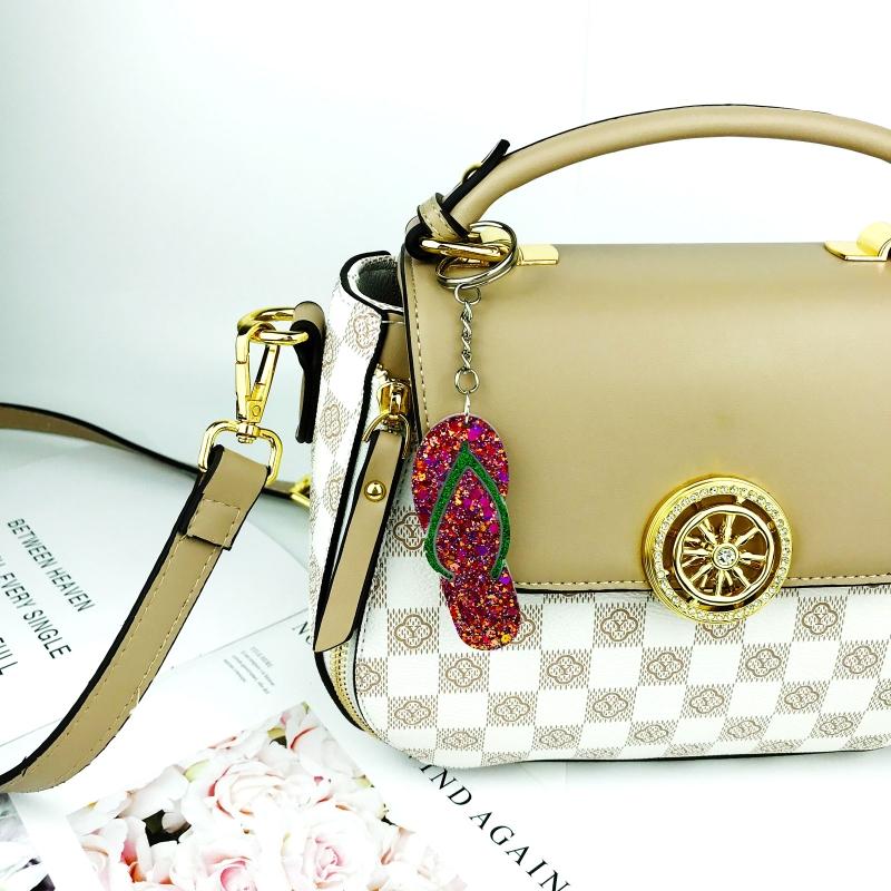 DIY Keychain Pendant Silicone Mold Crystal Epoxy Resin Casting Mould Keychain Pendants Jewelry Making Mold Accessories