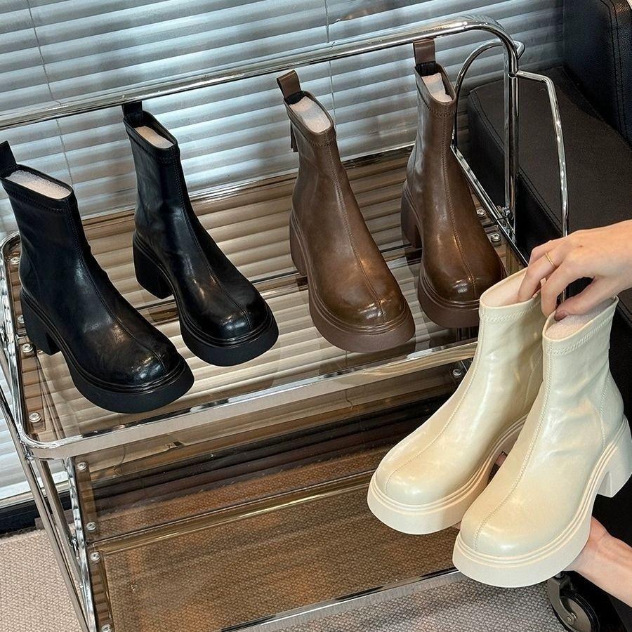 Huge good-looking short boots women's 2025 autumn new British small popular high-heeled boots platform women's shoes thin boots