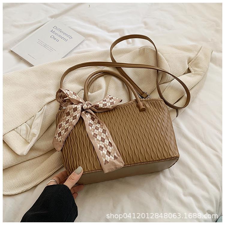 

Summer popular portable tote bag 2025 new trend high sense fashion versatile shoulder messenger bag hand bag хаки