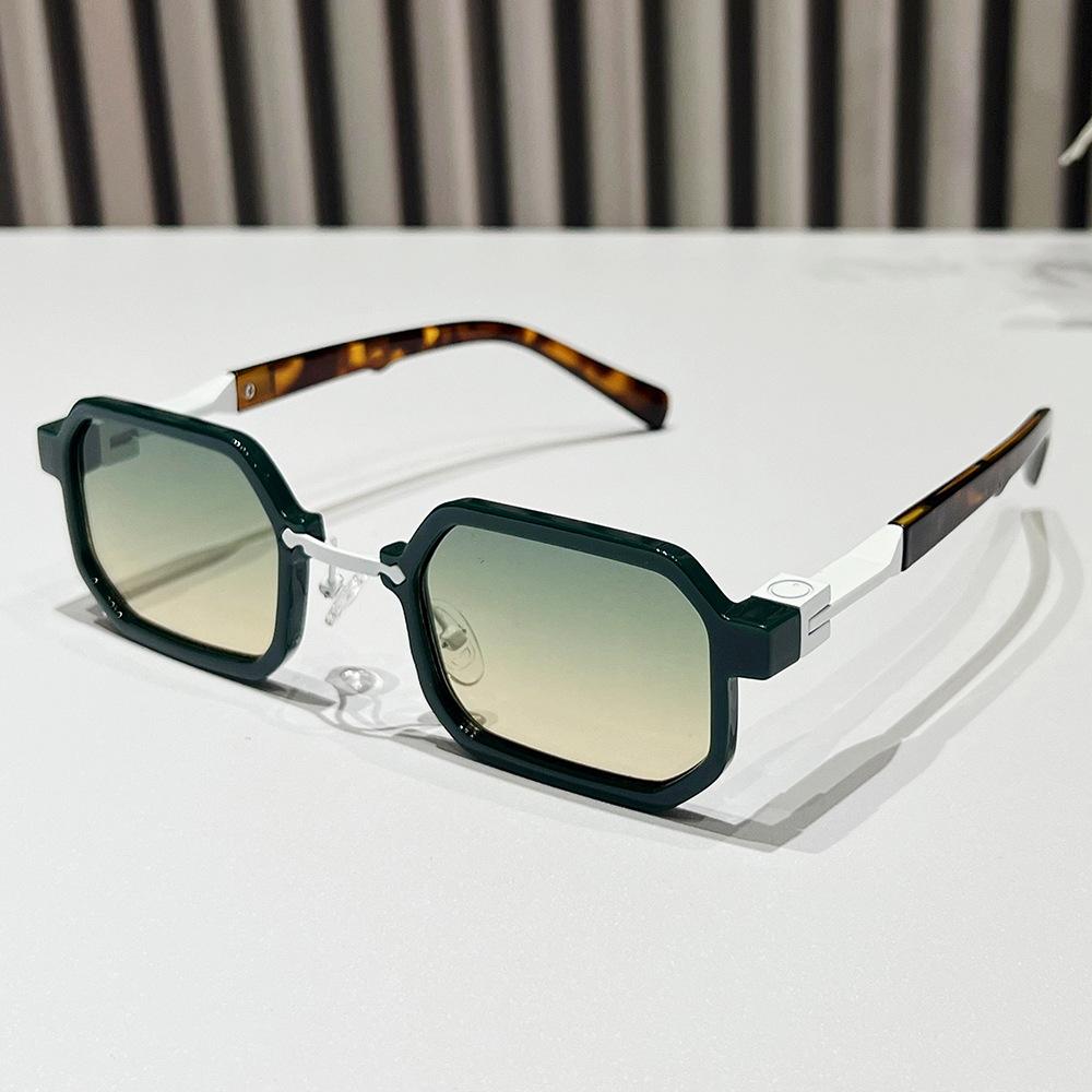 Vintage Square Sunglasses Women Men Luxury Designer Steampunk Pink Hip Hop Sun Glasses Eyewear Trendy