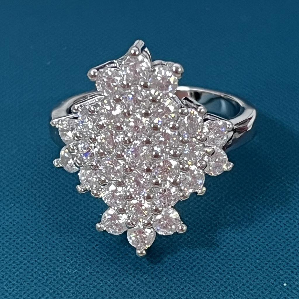 Exquisite Cluster-set Diamond Ring For Women 925 Silver - Luxurious Irregular Full Zircon Jewelry Parties Weddings Gift