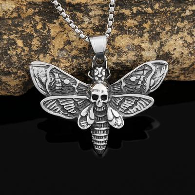 New Hot Selling Fashionable Retro Moth Skull Pendant, Personalized and Simple Titanium Steel Necklace