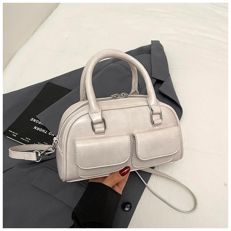 

Премиальная женская сумочка 2025 новая модная трендовая на плечо универсальная сумка-почтальон подушка