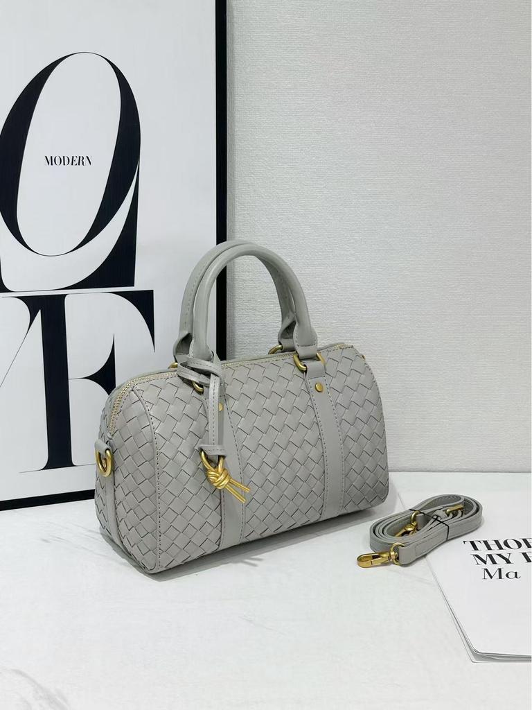 Bolsa de Mão Tecida em Couro de Vaca Diamante Outono/Inverno 2025: Bolsa Versátil para Negócios, Deslocamento, Ombro e Mensageiro