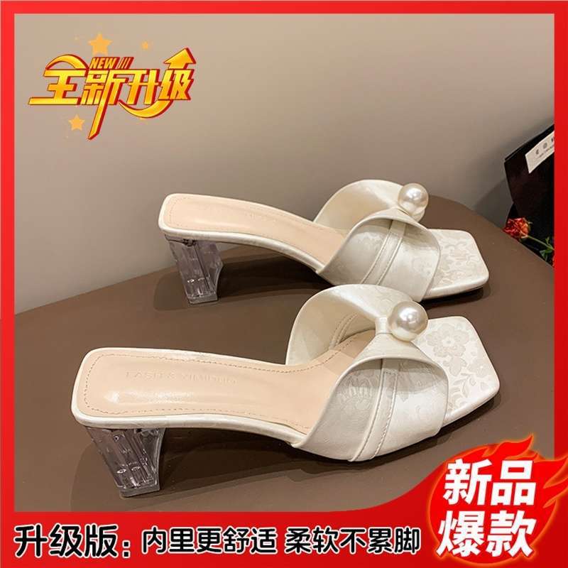

National style pearl slippers women s 2025 new summer wear high-end French temperament crystal thick heel one-word sandals 39