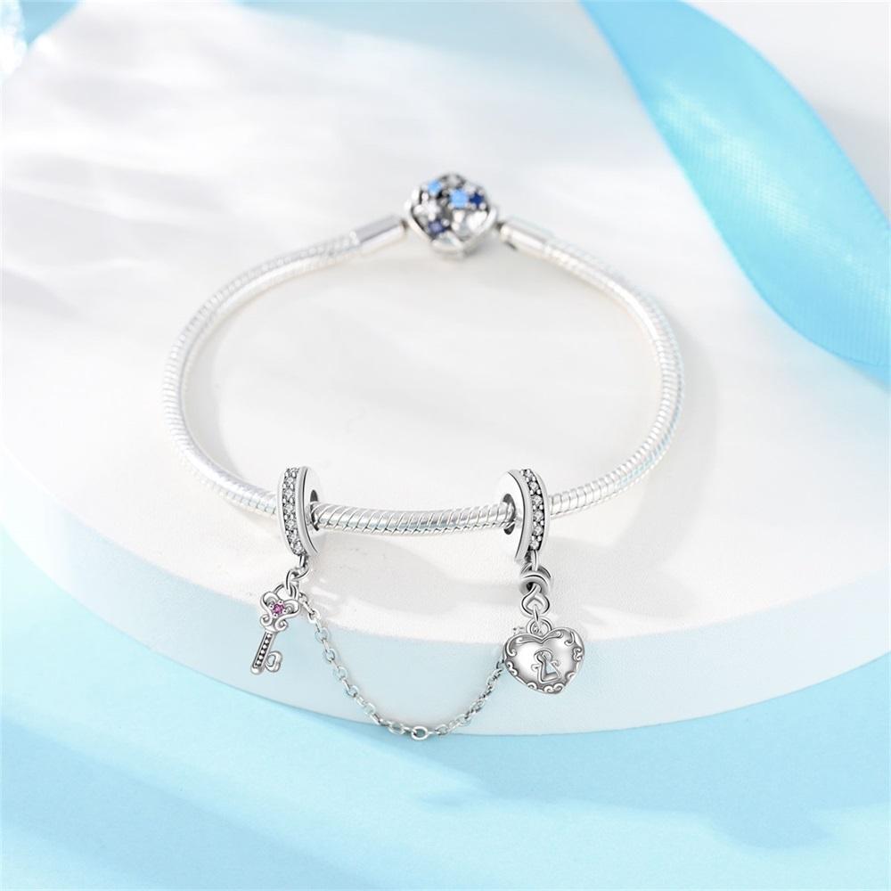 New Copper Linked Hearts Christmas Tree & Bells Safety Chain Charm Fit Bracelet Jewelry Diy Classic Charm Gift