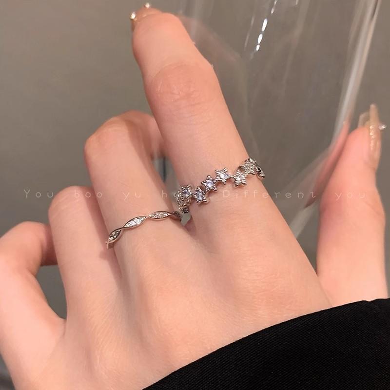 Irregular-shaped Star-shaped Zirconia Open Ring for Women, Light Luxury, High-end, Small Finger Ring with Unique Design, Vintage Style Ring