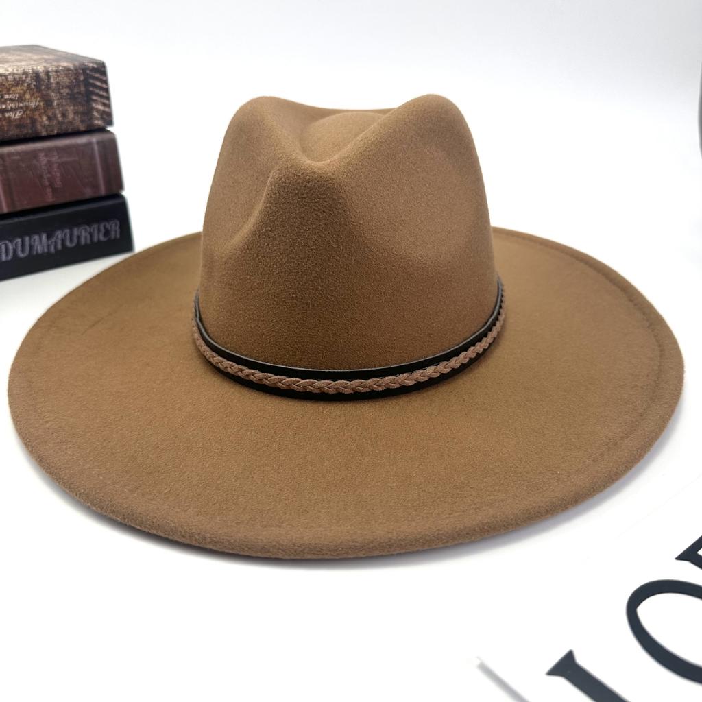 Hot autumn and winter new European and American style monochrome men's and women's belt hats simple woolen flat brim big edge jazz hats