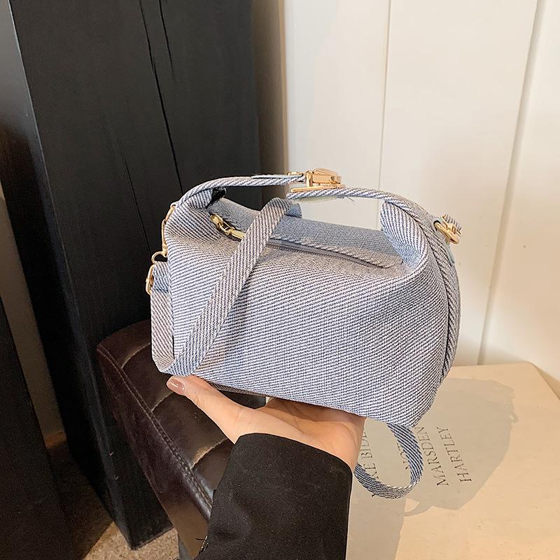 

Niche Design Простая сумка через плечо для поездок на работу Новая летняя простая сумка в стиле ретро Стильная сумка-ведро