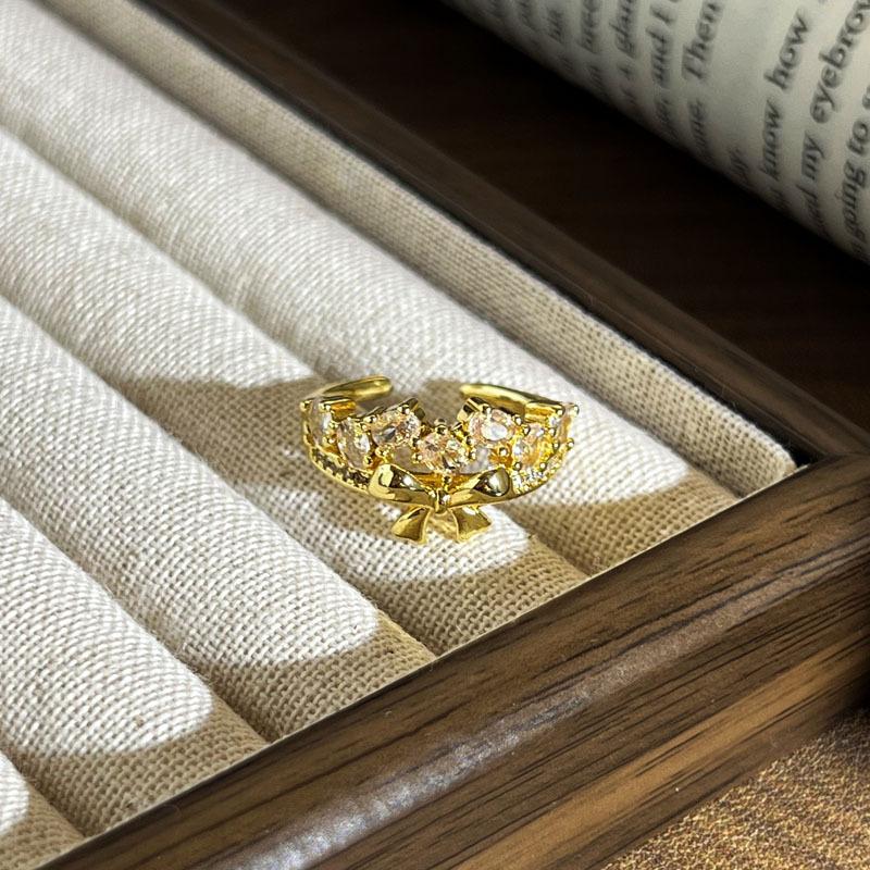 2026 Ring Female Niche Design Sense Geometric Micro-inlaid Zircon Cold Wind Versatile Retro Adjustable Texture Ring