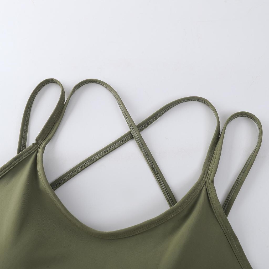 Sommer-BH aus Eis-Seide mit gekreuzten Trägern und festen Cups