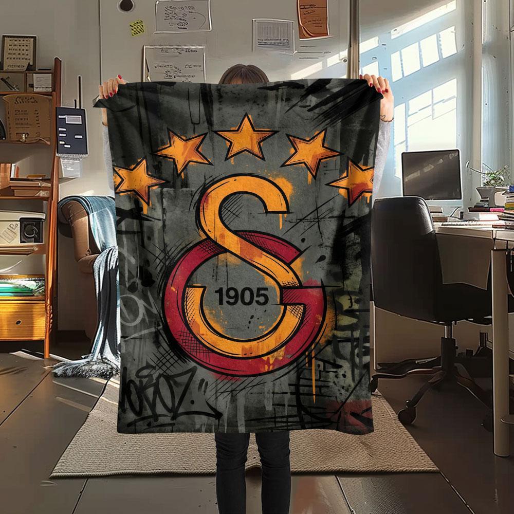 Galatasaray Printed Flannel Blanket, soft throw for bedroom sofa, washable, fan merchandise, great gift.