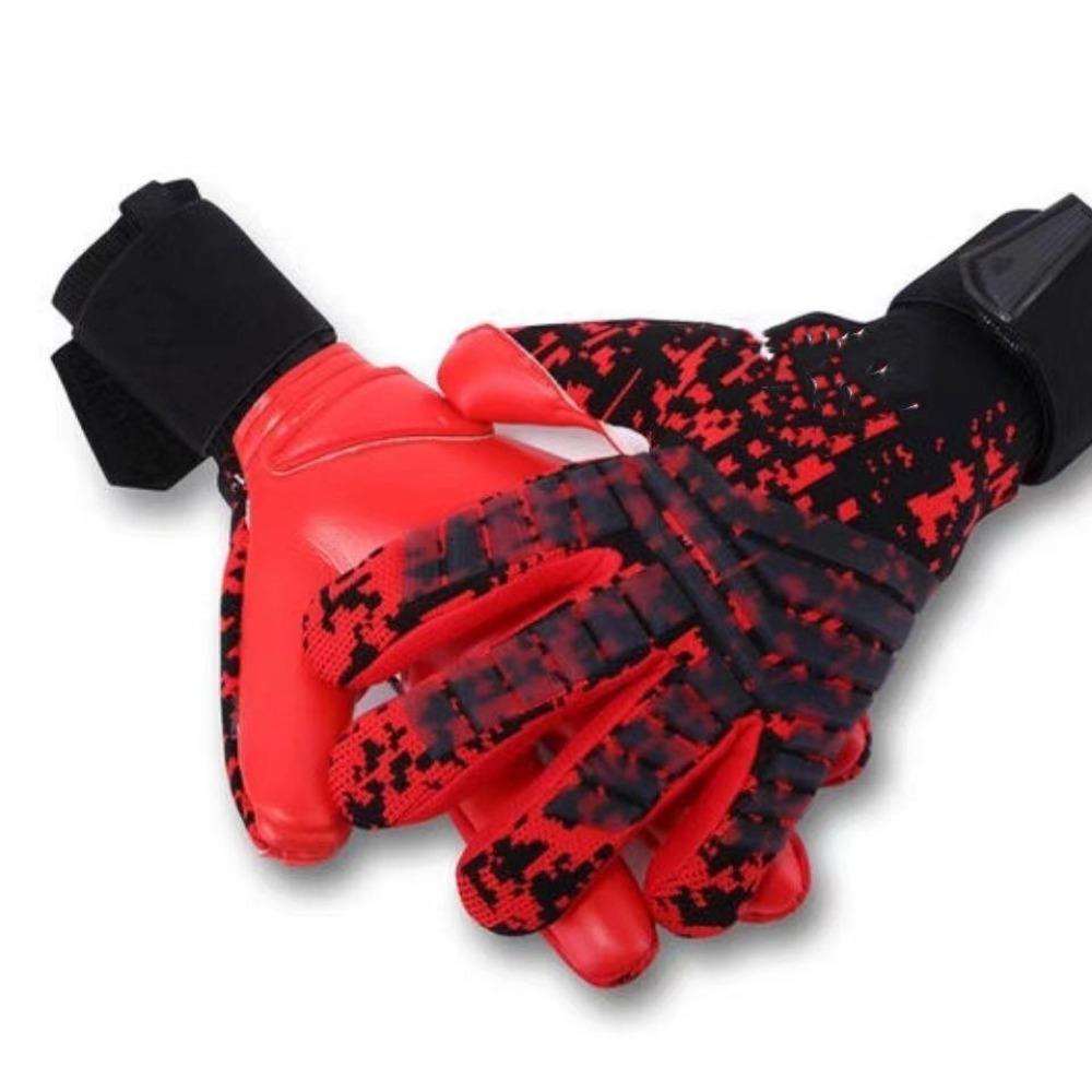 Football Goalkeeper Gloves Are Breathable and Wear-resistant for Competitions
