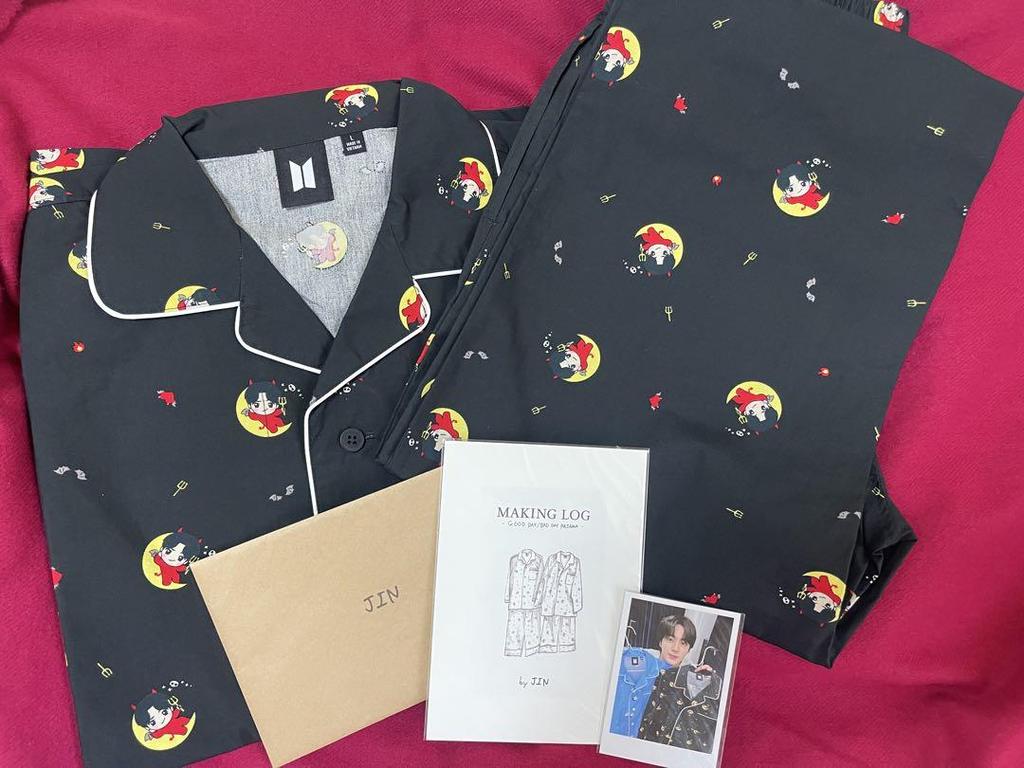[USED] BTS JIN Pajamas with Trading Card, Size L, Black
