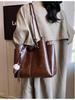 Women's Large Capacity Retro Shoulder Tote - 2025 Spring/Summer Fashion