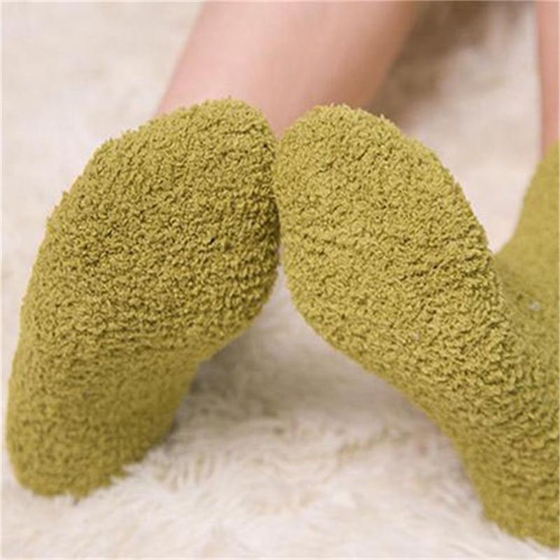 Women's Bed Socks Pure Color Fluffy Warm Winter Christmas Gift Soft Floor Home Candy Color Coral FLeece Velvet Socks Dropship