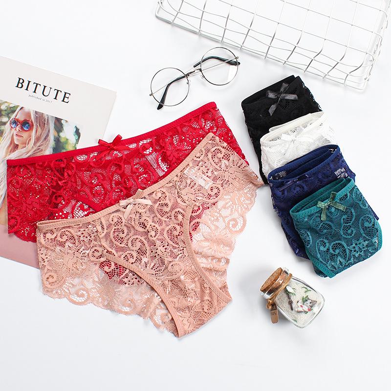 Elegant Lace Trim Mid-Waist Women's Panties - White