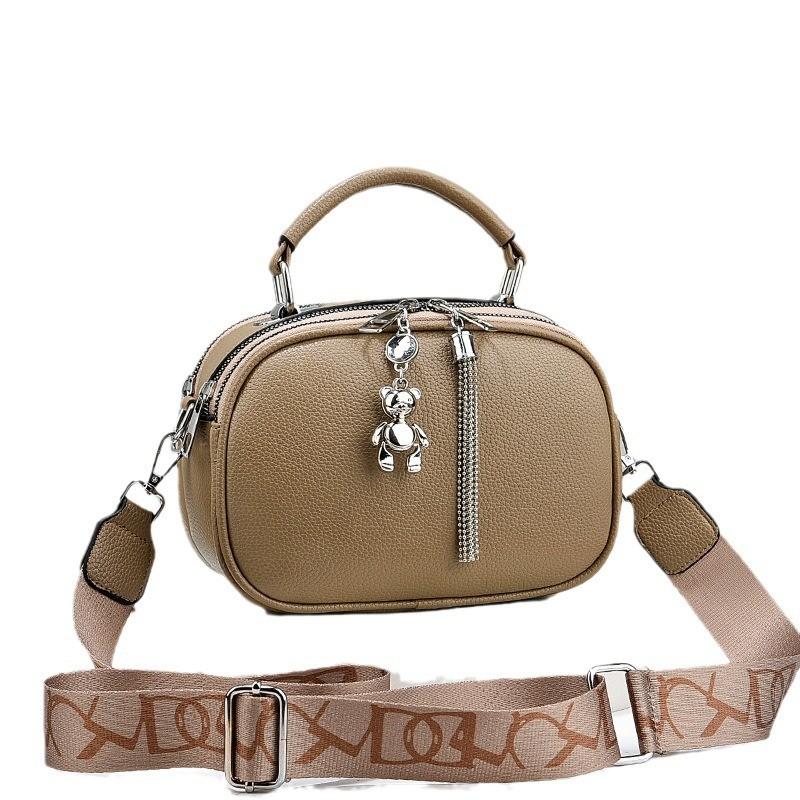 Stylish Large Capacity Fashionable Bucket Bag With Trendy Tassel Design For Women