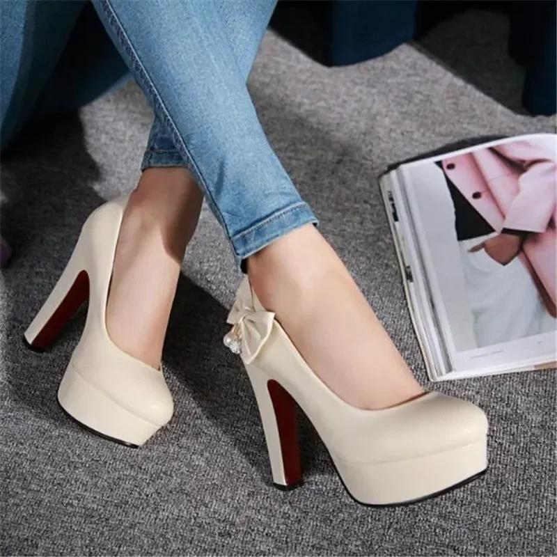 Fashion Customized Large Size Pumps Single Shoes 44 45 46 Yards Large Size High Heels with High-heeled Shoes with Butterfly Knot Diamond