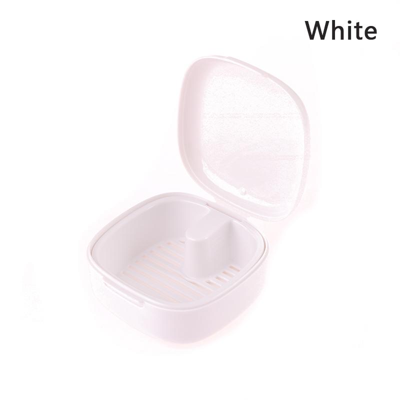 

1 шт. Портативный ящик для хранения зубных протезов, замачивание зубов, небольшой и портативный ящик для хранения зубных брекетов и ретейнеров, невидимое хранение белый