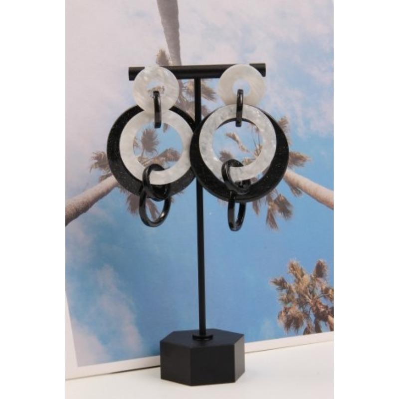 

Ацетат Черепаховый Однотонный Дизайн Чувство Двойные Серьги Универсальный Креативный Дизайн Двойное Кольцо Ювелирные Изделия Серьги для Девочек