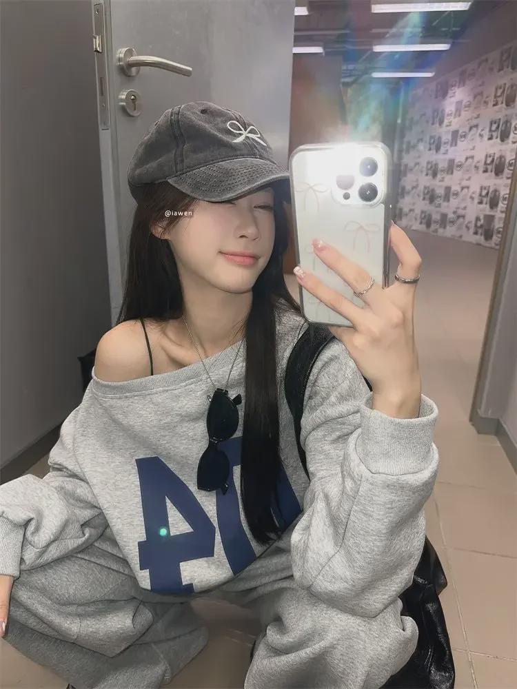 2024 Spring/Fall Women's Asymmetrical Shoulder Digital Print Sweatshirt & Loose Trousers Set