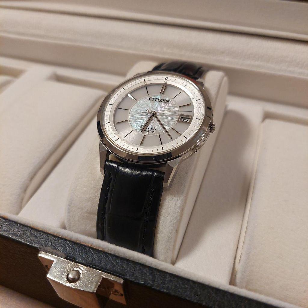 Used [Good condition] Citizen Exceed Eco-Drive radio clock (external leather band replaced)