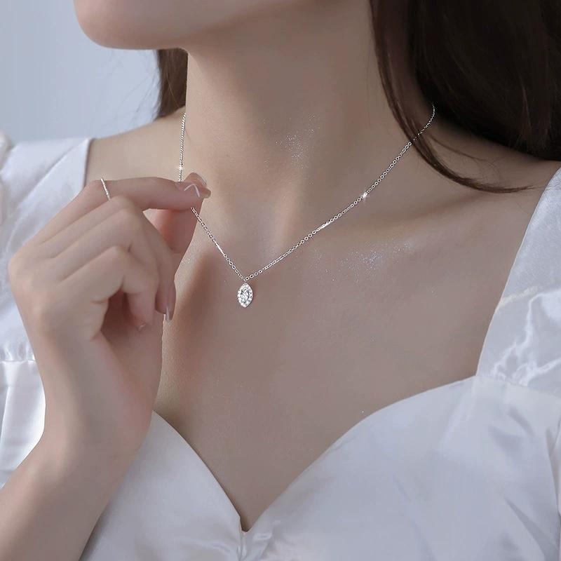 LT-859 2025 New Autumn Fashion S925 Sterling Silver Zircon-encrusted Water Drop Pendant Necklace Elegant Collarbone Chain for