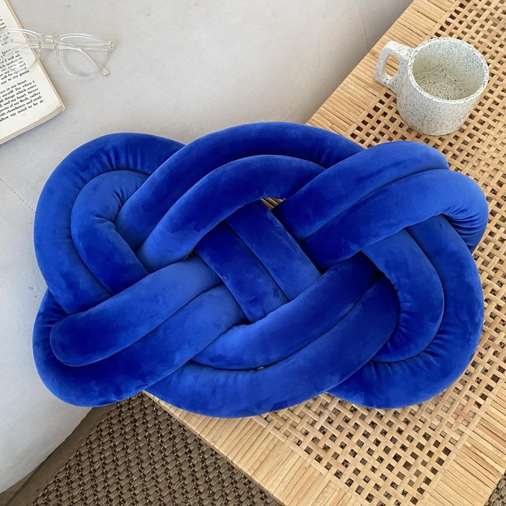 Nordic Relaxing Circular Shape Cushion For Living Room And Office Decor With Soft Plush Cover