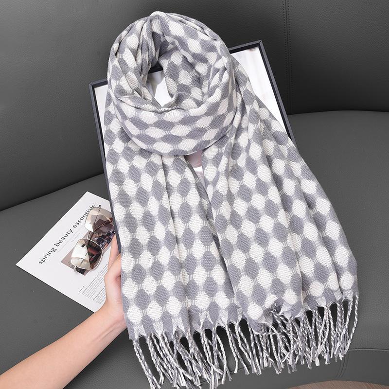 Winter 2025 New Oval Plaid Scarf Female Student Thickened Imitation Cashmere Literary Warm Cloak Scarf