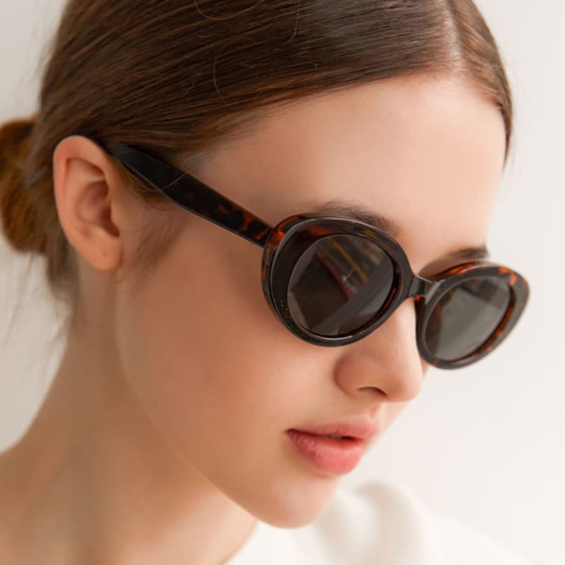 

One Brilliant Chico-OB221-Dark Leopard FREE