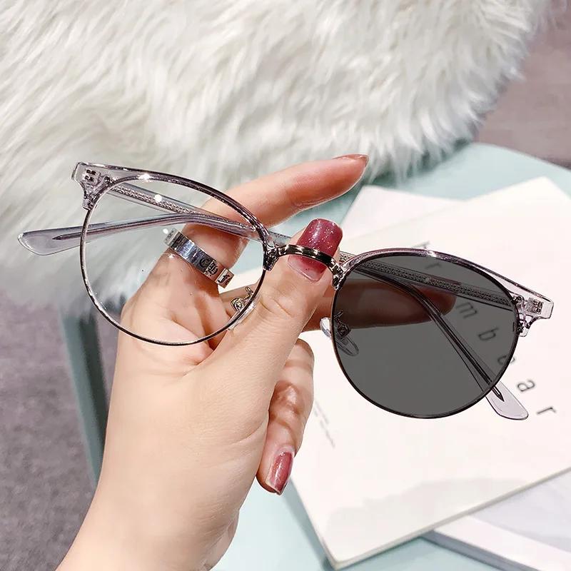 Reading Glasses for Women Men Vintage Round Outdoor Color Changing Hyperopia Sunglasses Finished Presbyopia Plus Eyeglasses